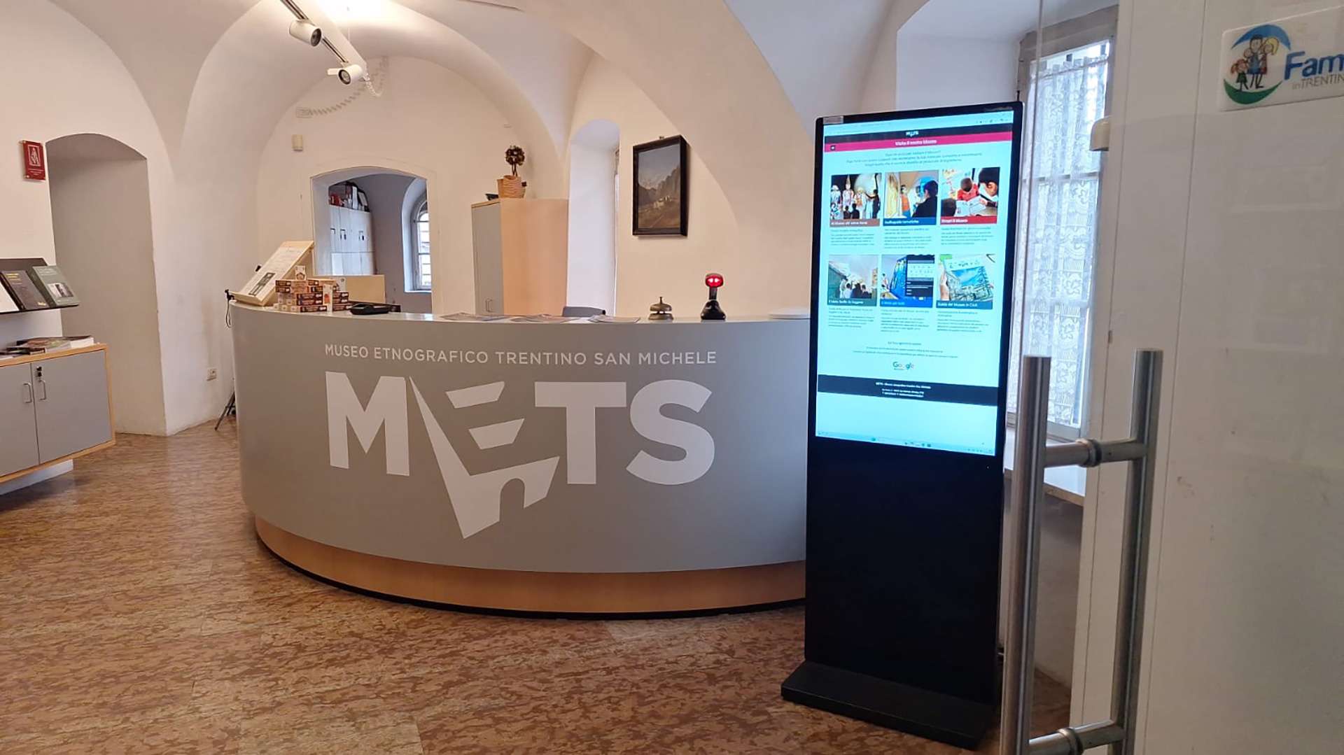 Totem posizionato all'interno del Museo